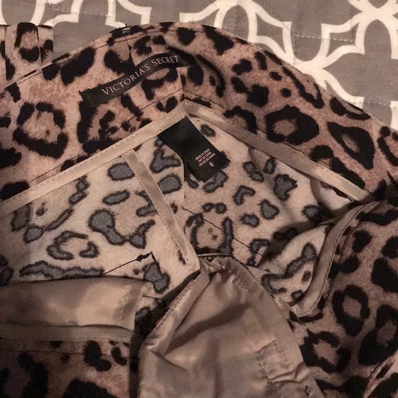 Victoria Secret Tapered Ankle Pants Size 6 - Picture 3 of 3